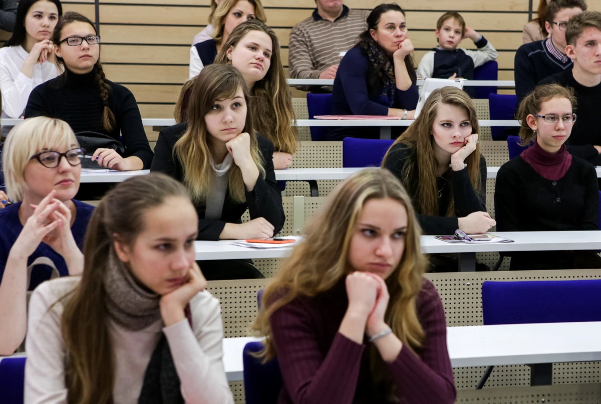 本科就业较差的大学专业有哪些 - 无忧考