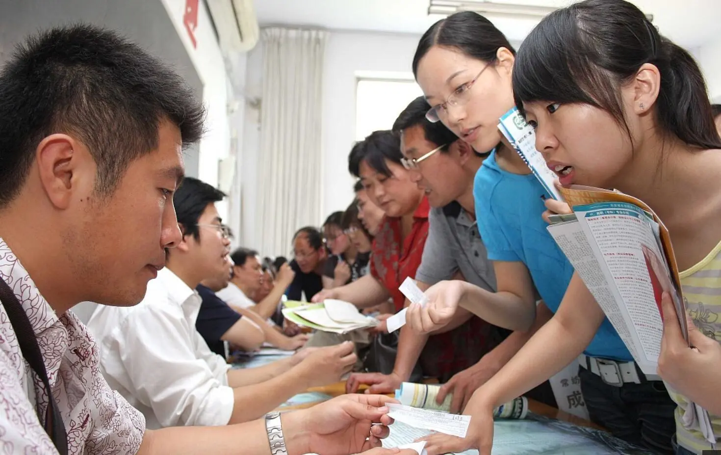 本科就业较差的大学专业有哪些 - 无忧考